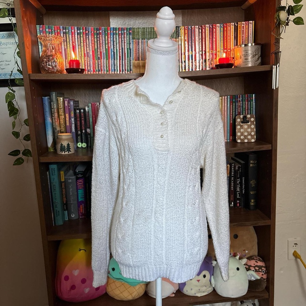 Women's Cream Cable-Knit Turtleneck Sweater